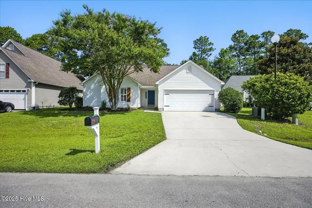 $335,000 | 111 Yaupon Court, Hampstead, NC 28443