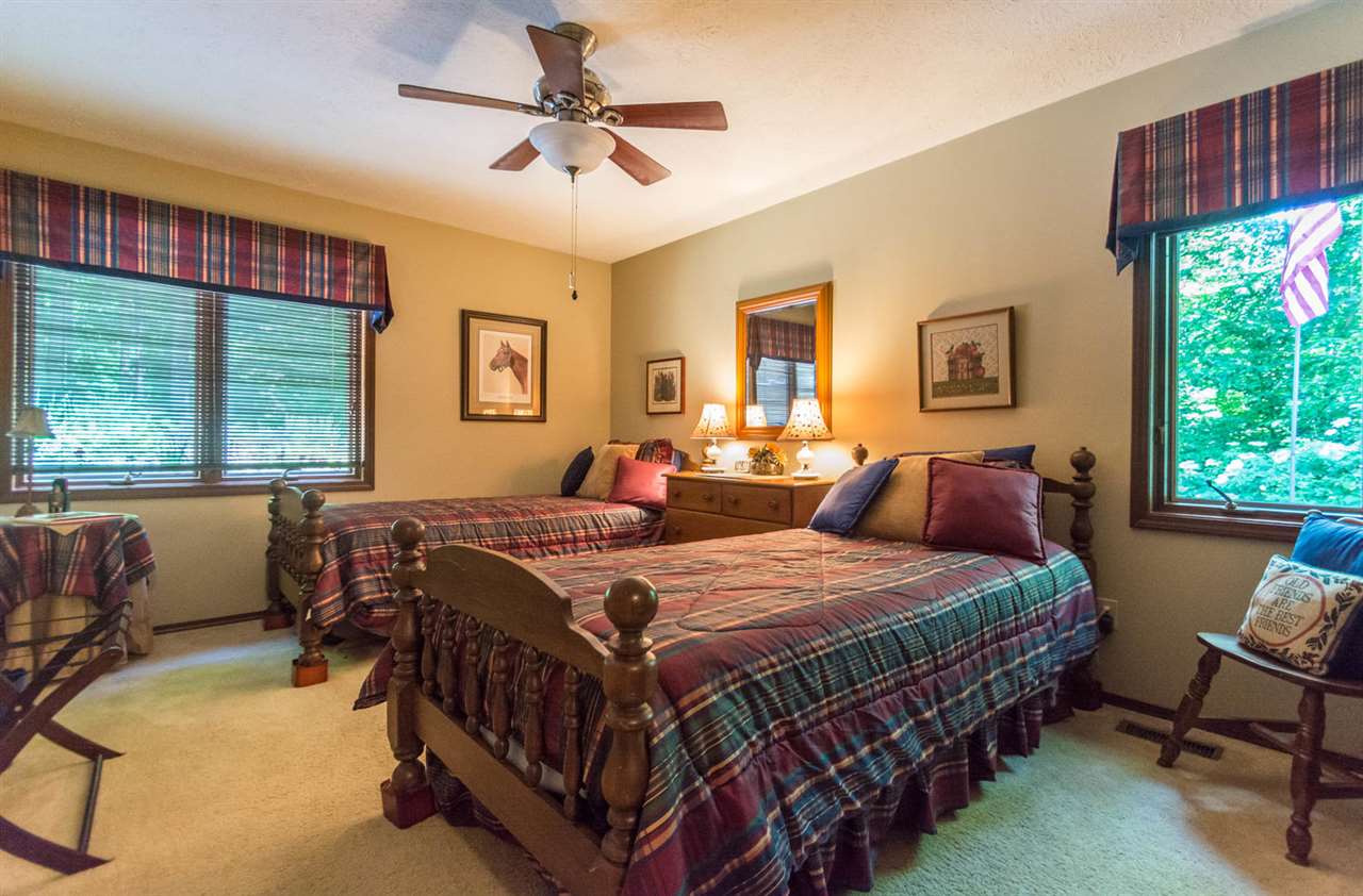 3223 South Inverness Farm Road Bloomington, IN 47401 - Photo 19 of 36