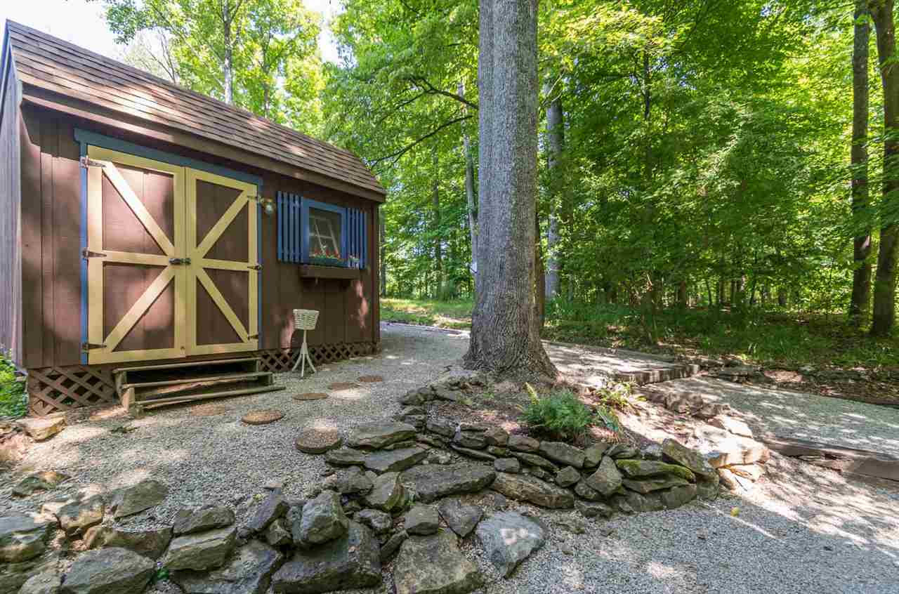 3223 South Inverness Farm Road Bloomington, IN 47401 - Photo 33 of 36