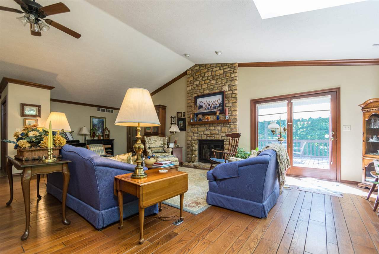 3223 South Inverness Farm Road Bloomington, IN 47401 - Photo 6 of 36
