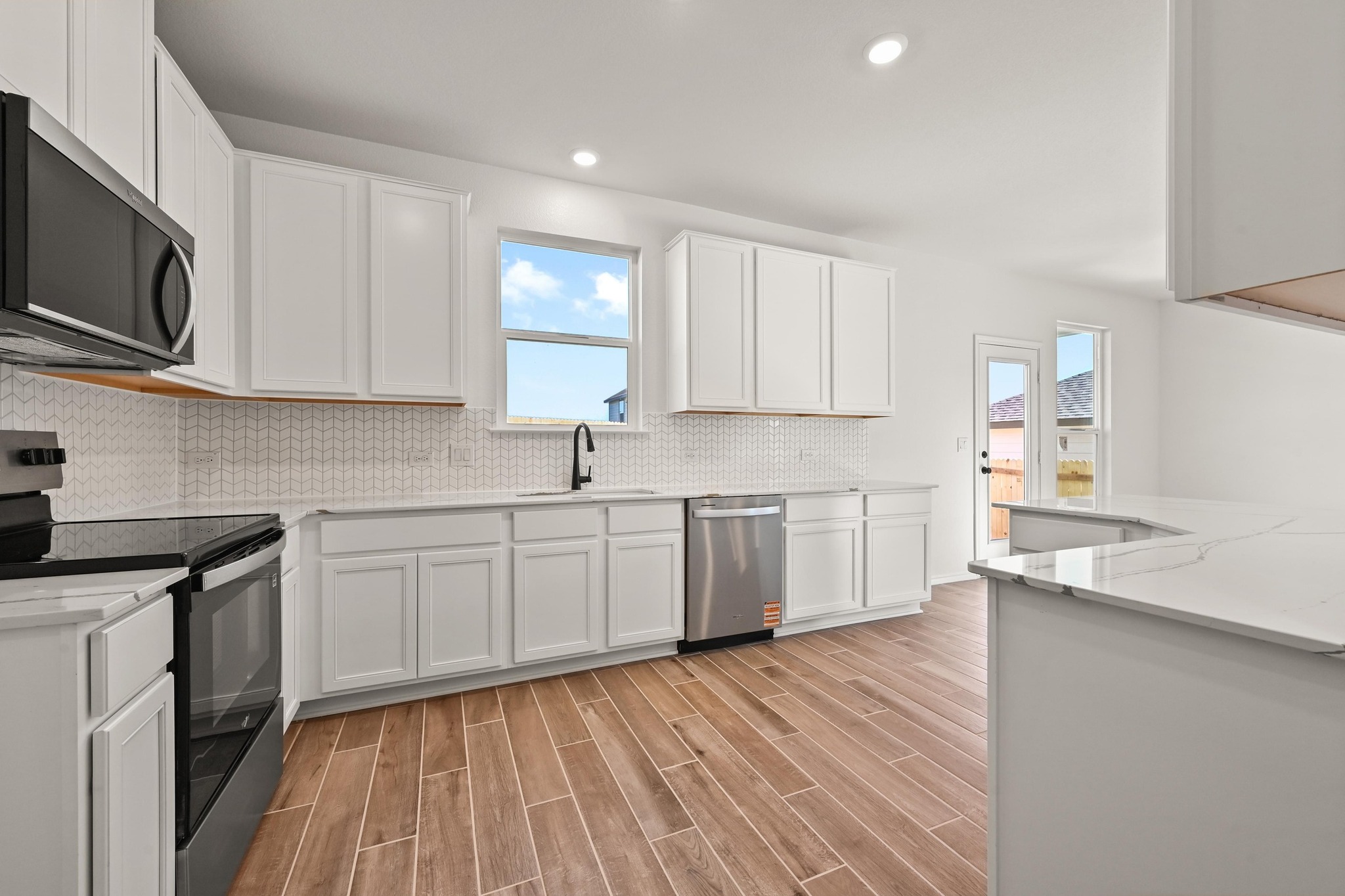 12104 Cantabria Road Austin, TX 78748 - Photo 12 of 31