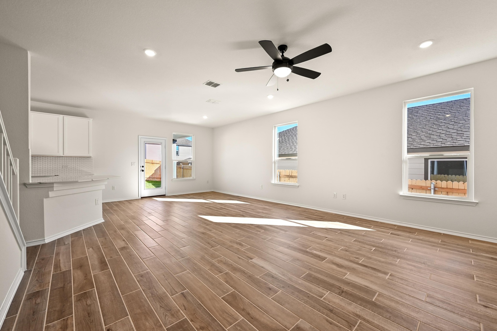 12104 Cantabria Road Austin, TX 78748 - Photo 6 of 31
