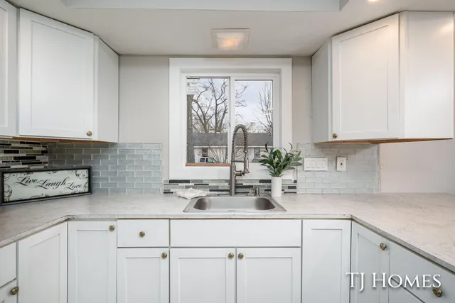 $129,900 | 3220-3224 Jefferson Street, Muskegon, MI 49444