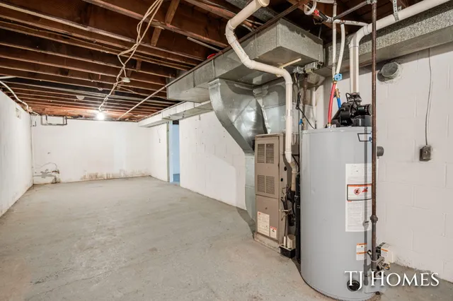 $129,900 | 3220-3224 Jefferson Street, Muskegon, MI 49444