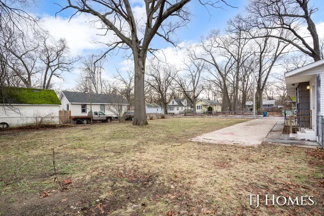 $129,900 | 3220-3224 Jefferson Street, Muskegon, MI 49444