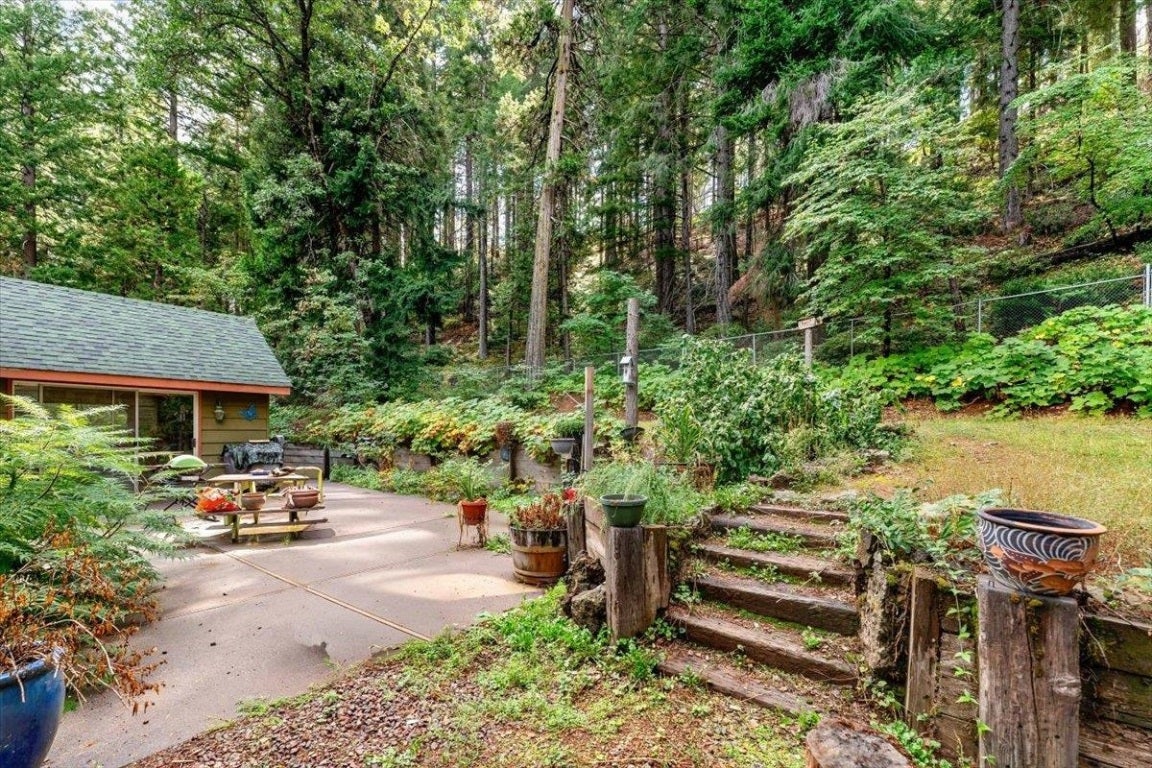 1224 Timber Hills Road Mount Shasta, CA 96067 - Photo 30 of 32 Gallery Image 30