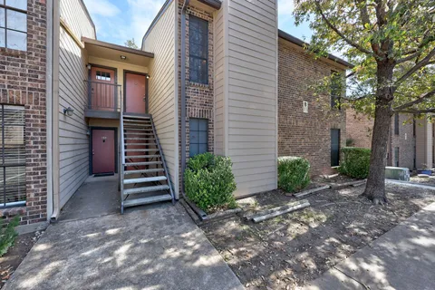 $1,500 | 4159 Steck Avenue, Unit 258, Austin, TX 78759