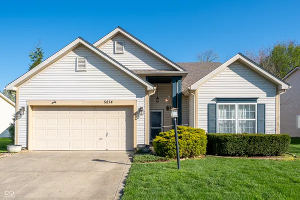 $375,000 | 5874 Lost Oaks Drive, Carmel, IN 46033