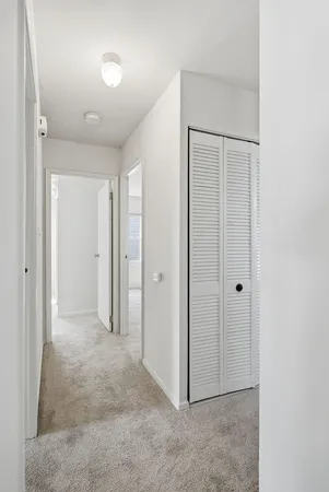 $325,000 | 910 Meadow Lane, Streamwood, IL 60107