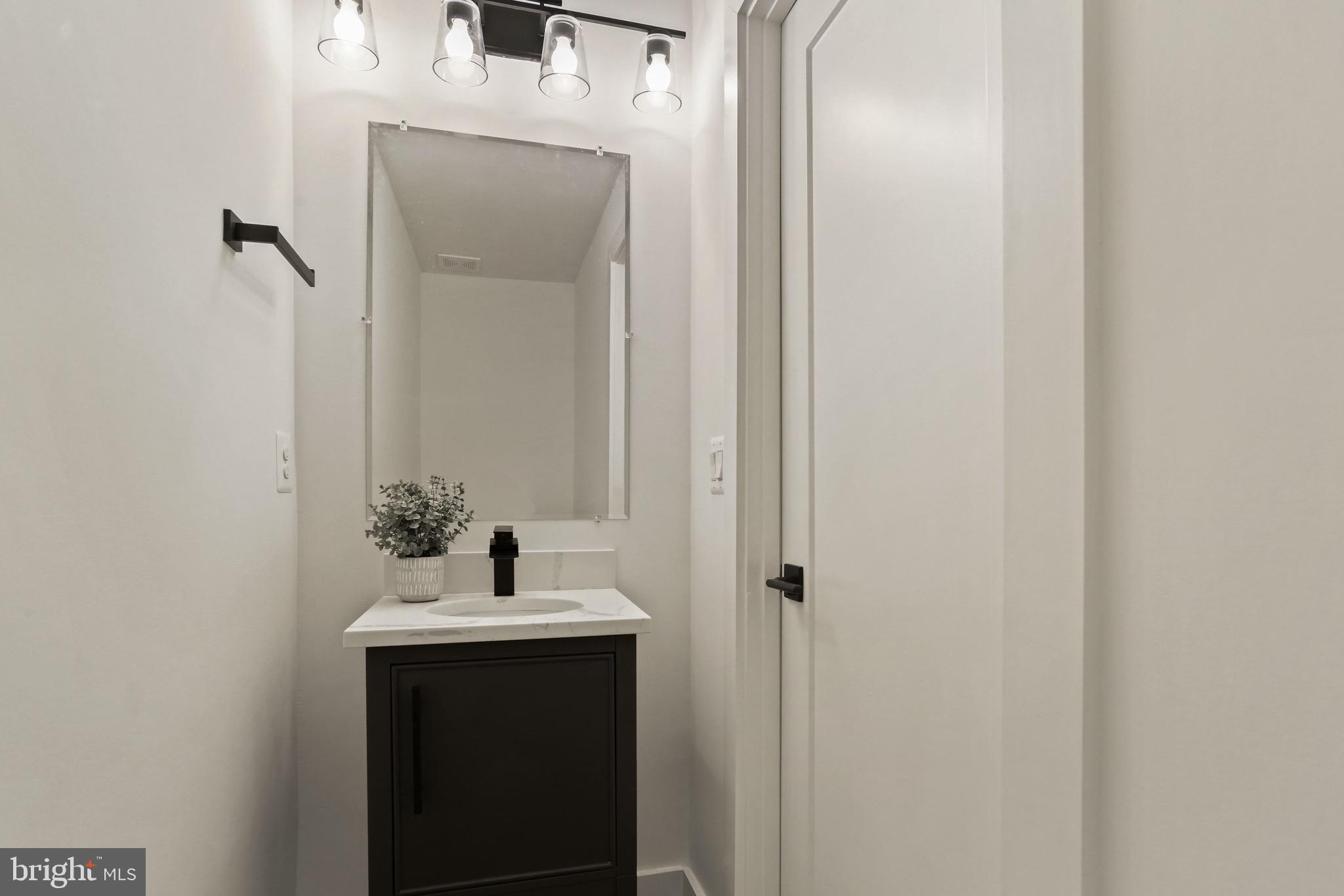 916 Beverley Drive Alexandria, VA 22302 - Photo 25 of 58