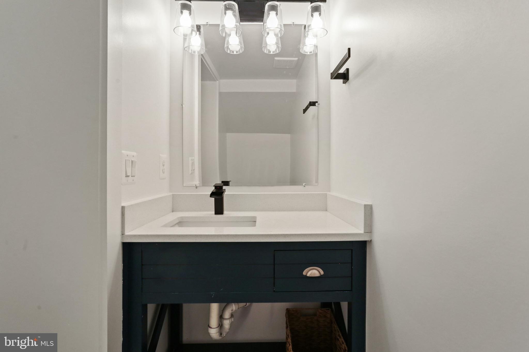 916 Beverley Drive Alexandria, VA 22302 - Photo 32 of 58