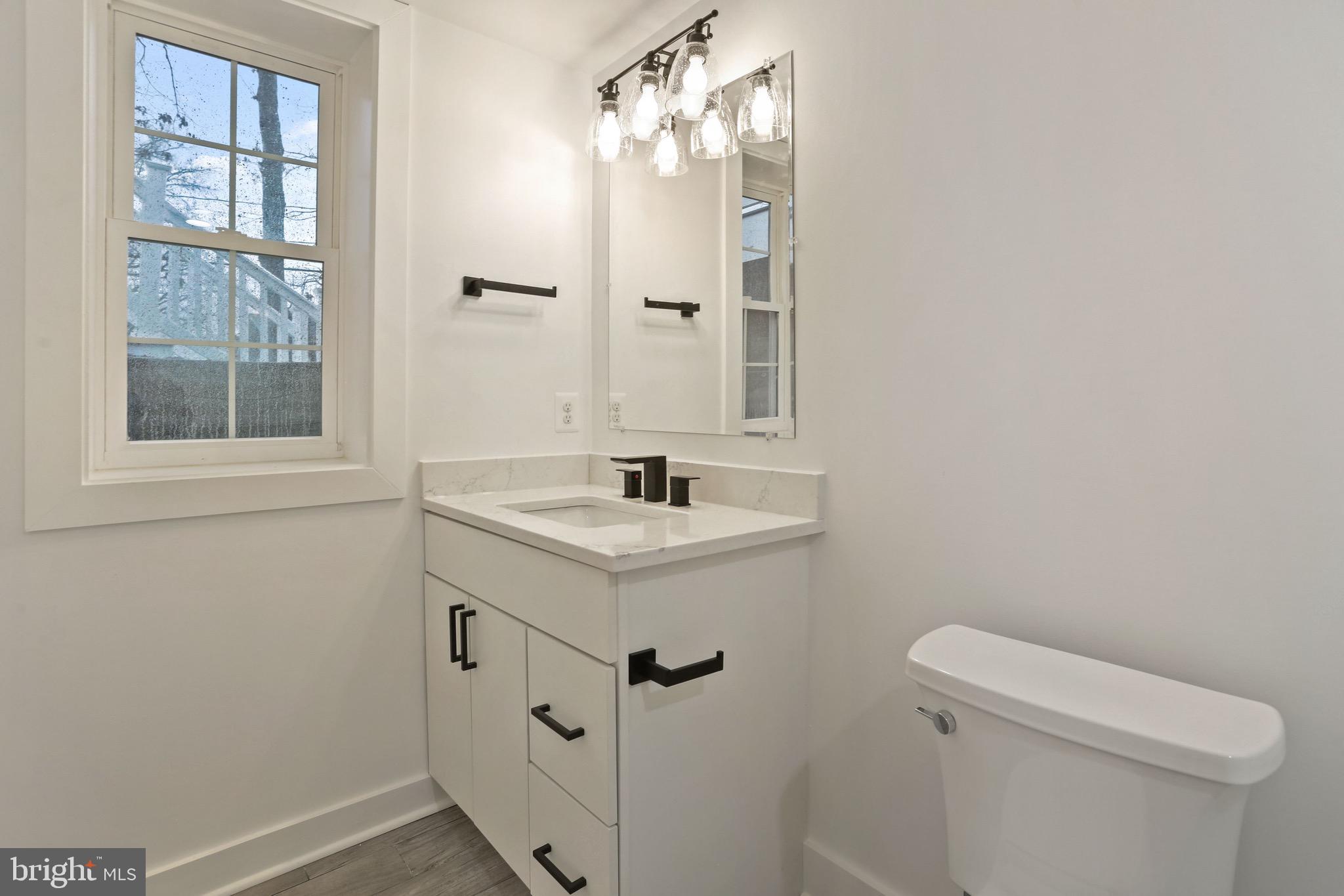 916 Beverley Drive Alexandria, VA 22302 - Photo 36 of 58