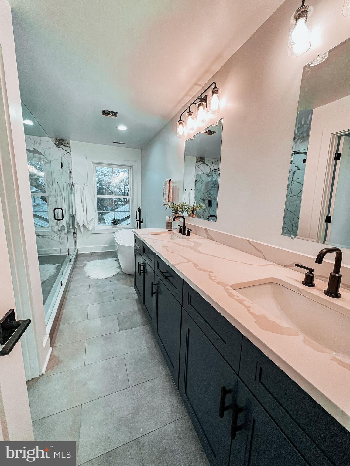 916 Beverley Drive Alexandria, VA 22302 - Photo 8 of 58