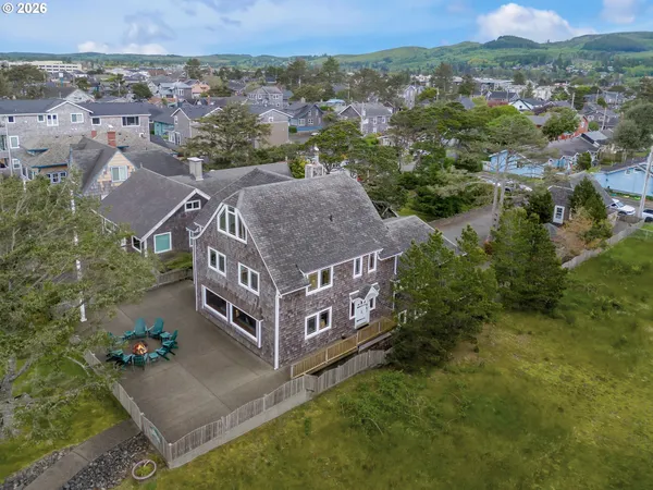 $2,195,000 | 1021 South Promenade, Seaside, OR 97138
