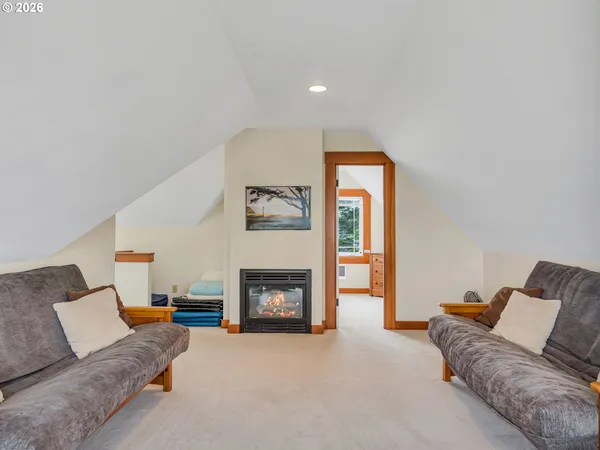 $2,195,000 | 1021 South Promenade, Seaside, OR 97138