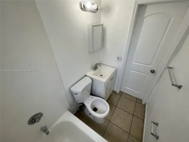 $1,400 | Overtown, Miami, FL 33136