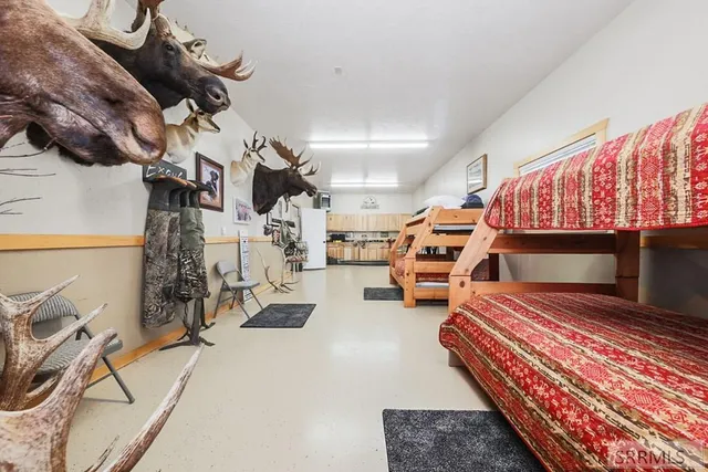 $1,100,000 | 651 South 1300 West, Pingree, ID 83262