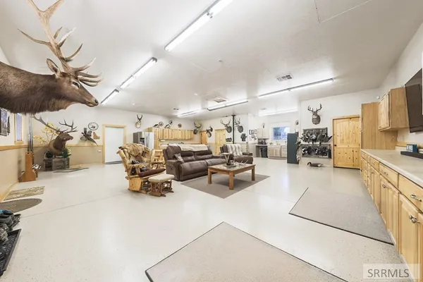 $1,100,000 | 651 South 1300 West, Pingree, ID 83262