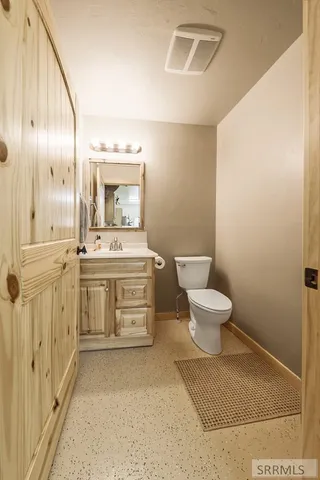 $1,100,000 | 651 South 1300 West, Pingree, ID 83262