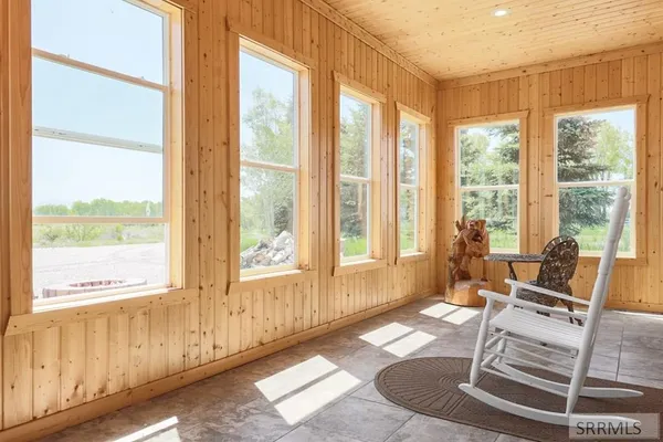 $1,100,000 | 651 South 1300 West, Pingree, ID 83262