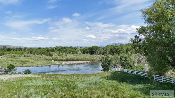 $1,100,000 | 651 South 1300 West, Pingree, ID 83262