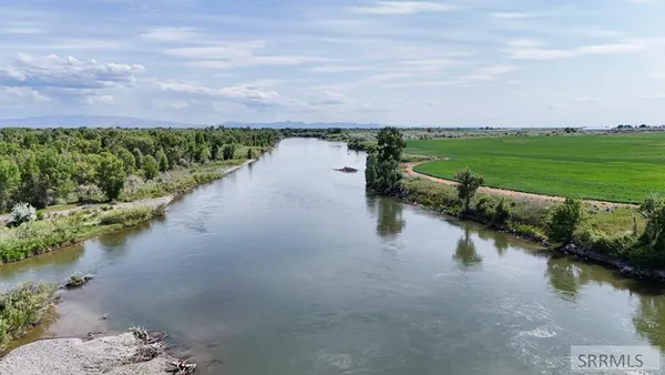 $1,100,000 | 651 South 1300 West, Pingree, ID 83262