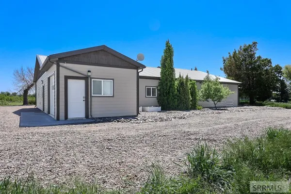 $1,100,000 | 651 South 1300 West, Pingree, ID 83262