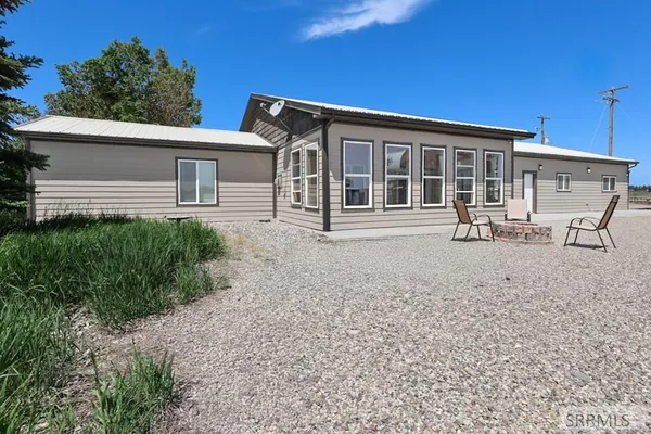 $1,100,000 | 651 South 1300 West, Pingree, ID 83262