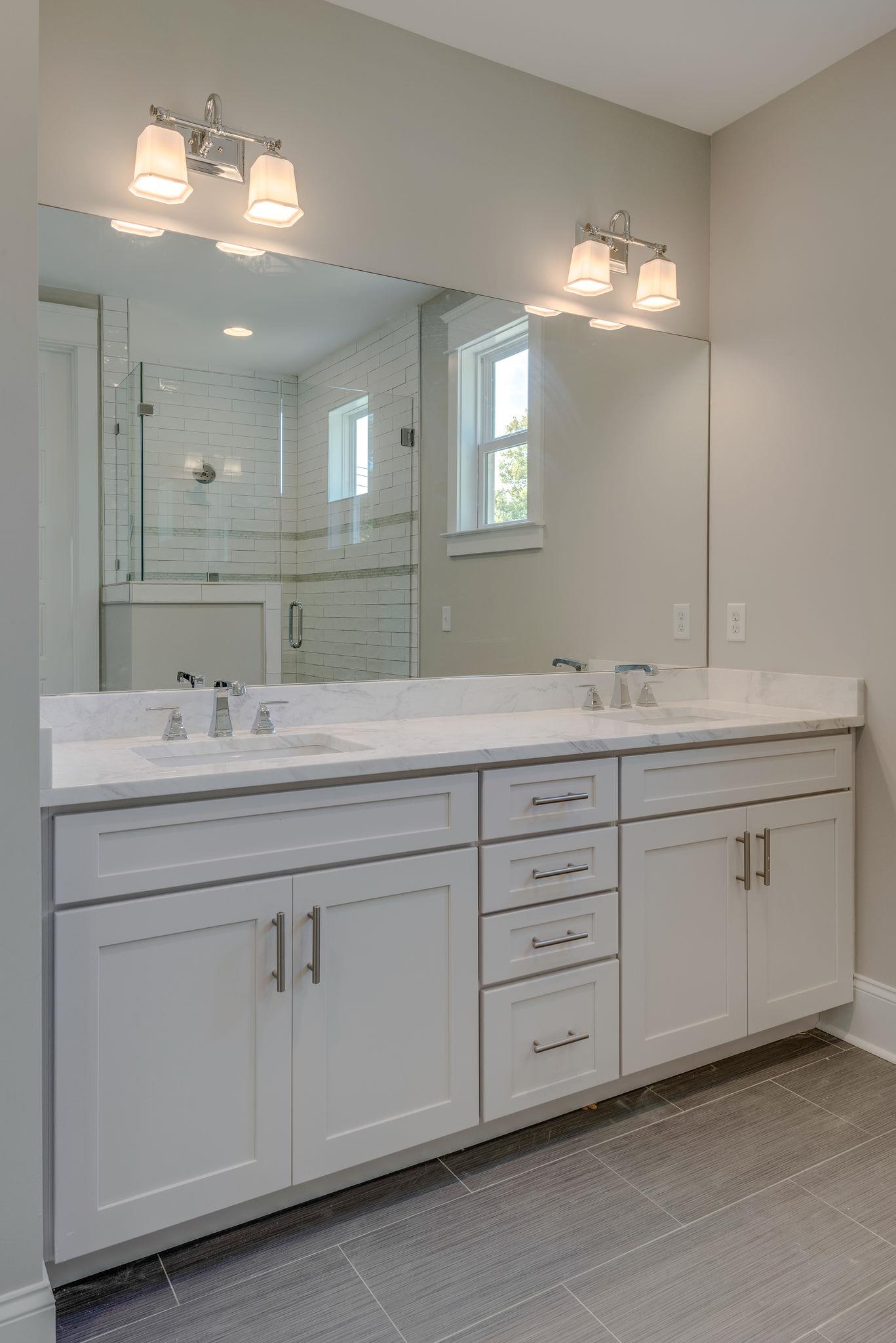 2417 B Porter Road Nashville, TN 37206 - Photo 18 of 21 Dual vanities