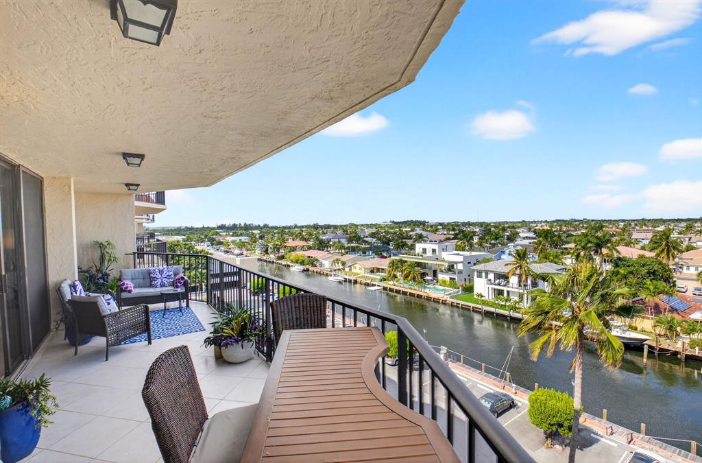899 Jeffery Street, Unit 710 Boca Raton, FL 33487 - Photo 22 of 44 a view of roof deck with seating space