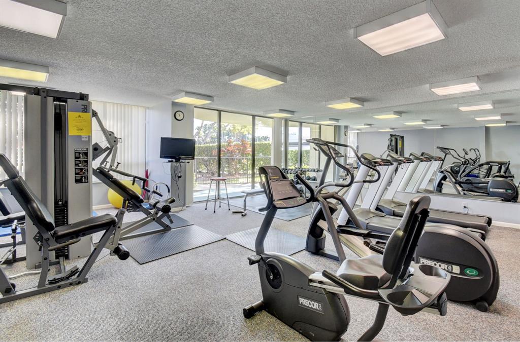 899 Jeffery Street, Unit 710 Boca Raton, FL 33487 - Photo 33 of 44 a view of a room with gym equipment
