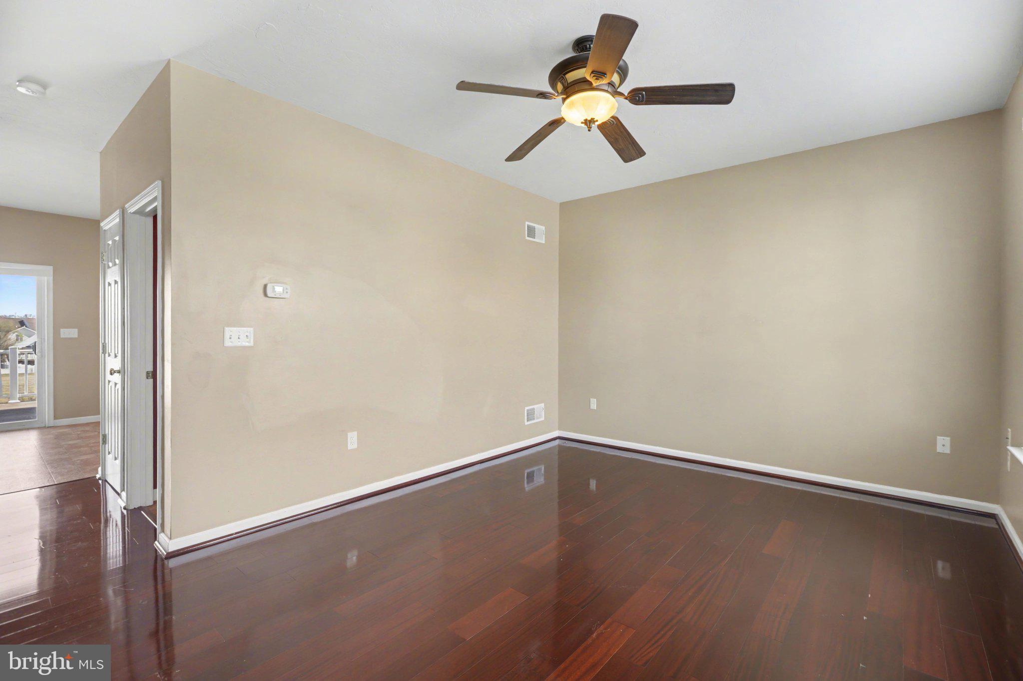 335 Cape Climb York, PA 17408 - Photo 8 of 34 Spacious room with polished floors.