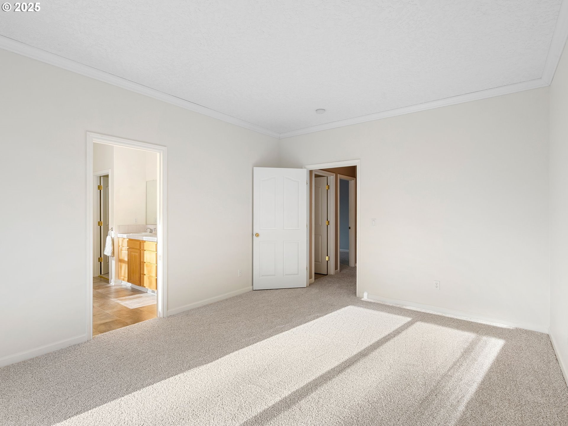 3956 Southeast 30th Street Gresham, OR 97080 - Photo 26 of 48 a view of an empty room