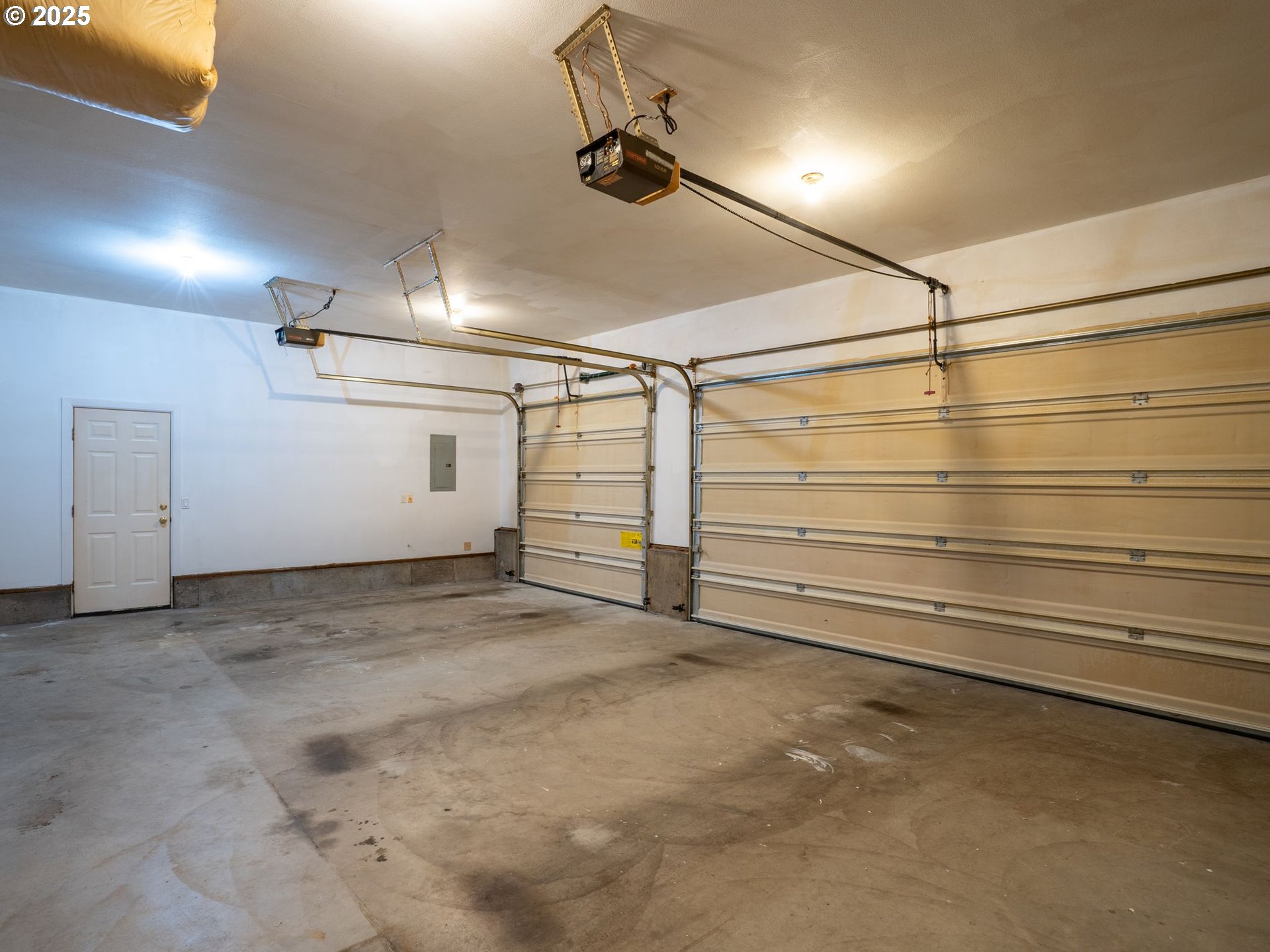 3956 Southeast 30th Street Gresham, OR 97080 - Photo 47 of 48 a view of an empty room