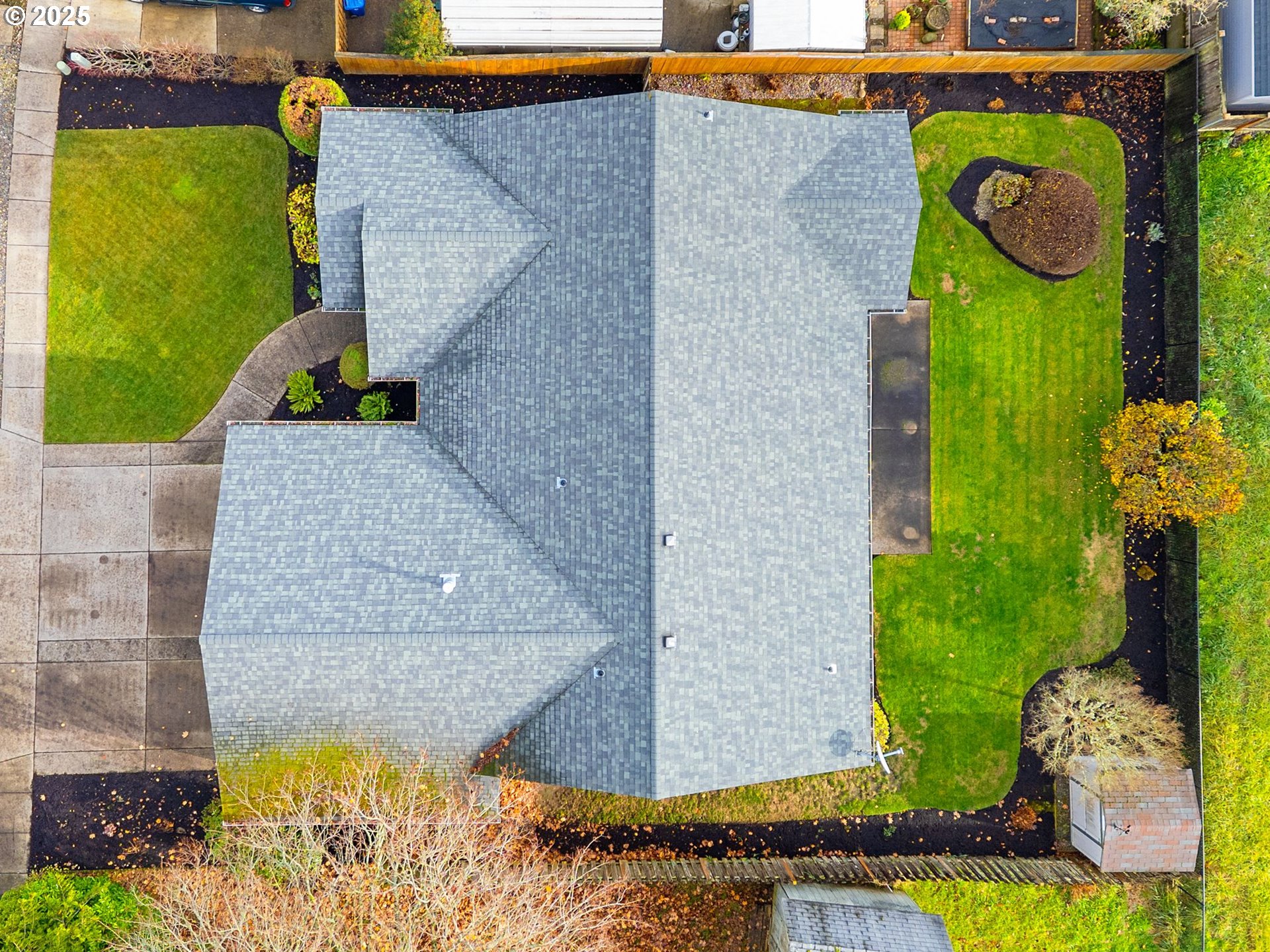 3956 Southeast 30th Street Gresham, OR 97080 - Photo 6 of 48 a bathroom with a sink and mirror