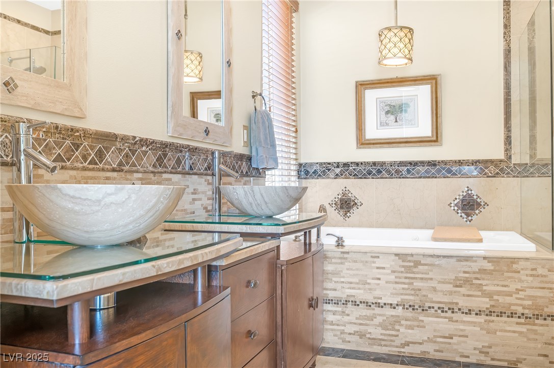 32 Cerchio Basso Henderson, NV 89011 - Photo 16 of 66