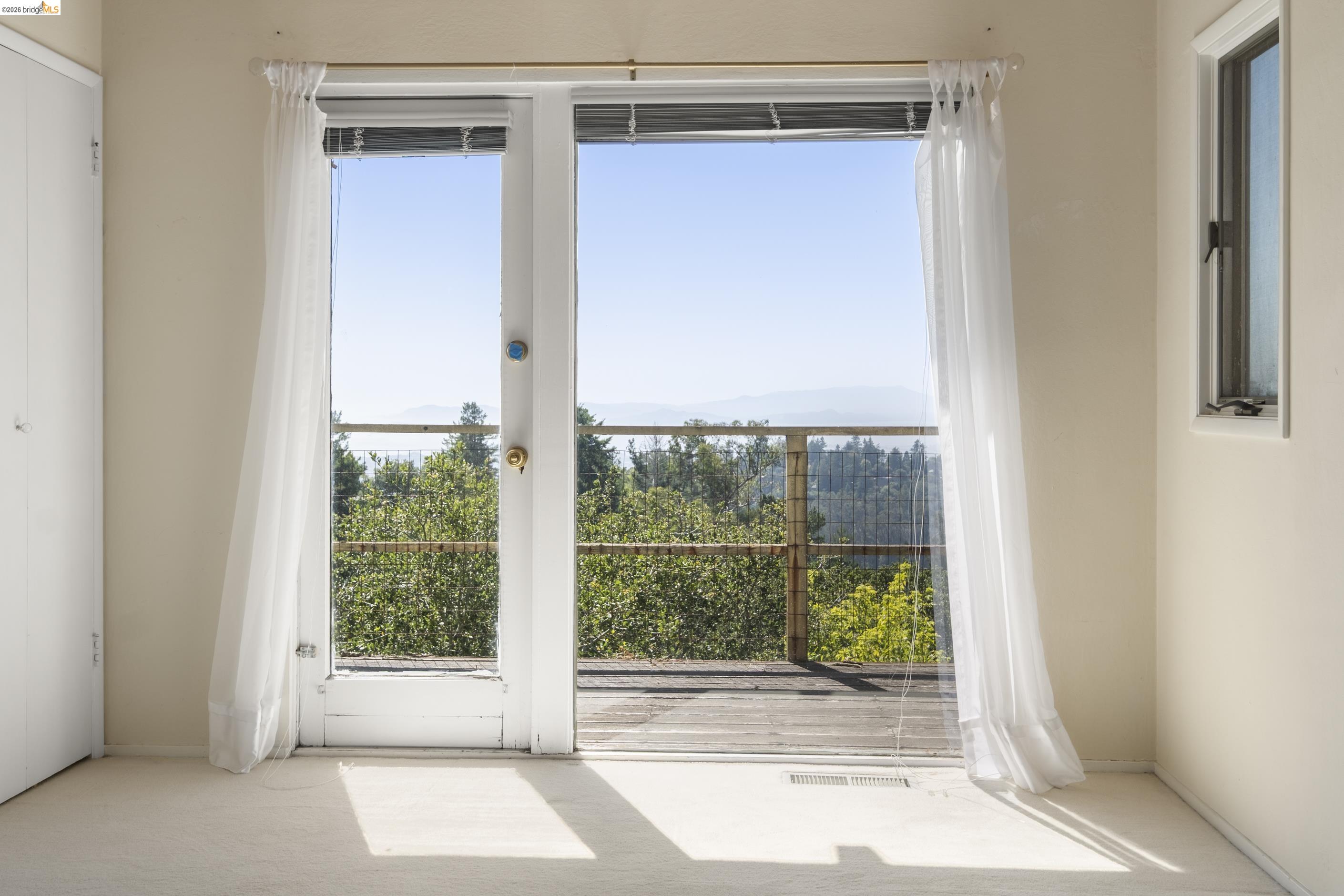 7279 Snake Road Oakland, CA 94611 - Photo 16 of 50