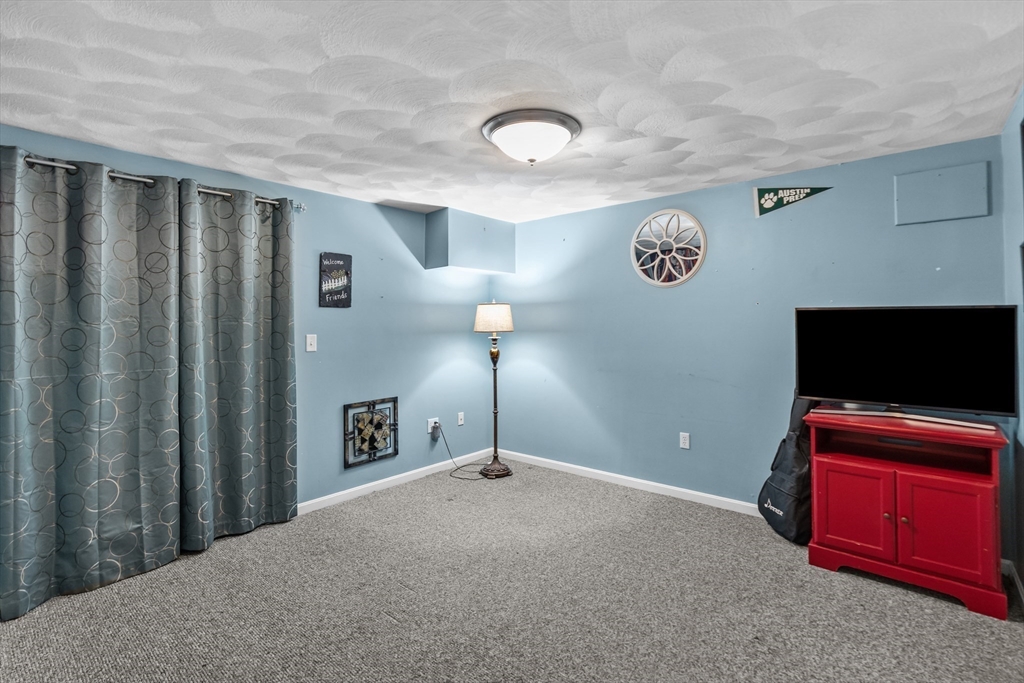 8 Berridge Way North Reading, MA 01864 - Photo 31 of 42