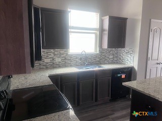 861 Stockdale Road Copperas Cove, TX 76522 - Photo 5 of 35 Kitchen