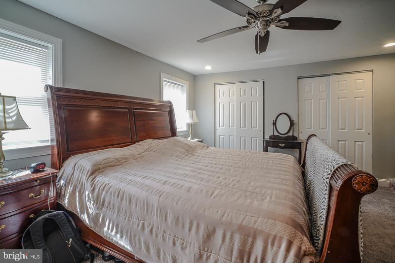12812 Elnora Road Philadelphia, PA 19154 - Photo 28 of 44