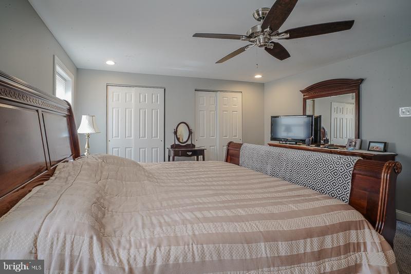 12812 Elnora Road Philadelphia, PA 19154 - Photo 29 of 44