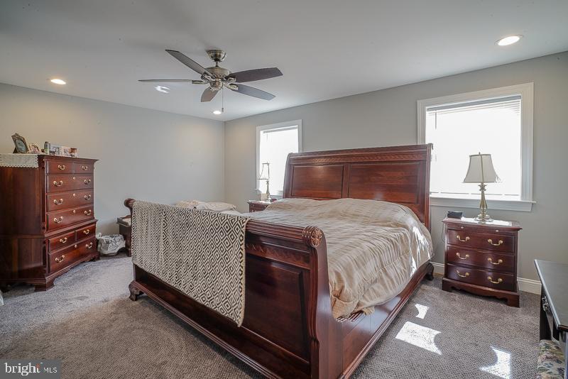 12812 Elnora Road Philadelphia, PA 19154 - Photo 30 of 44