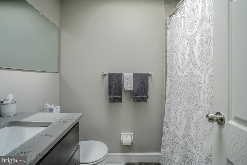 12812 Elnora Road Philadelphia, PA 19154 - Photo 33 of 44