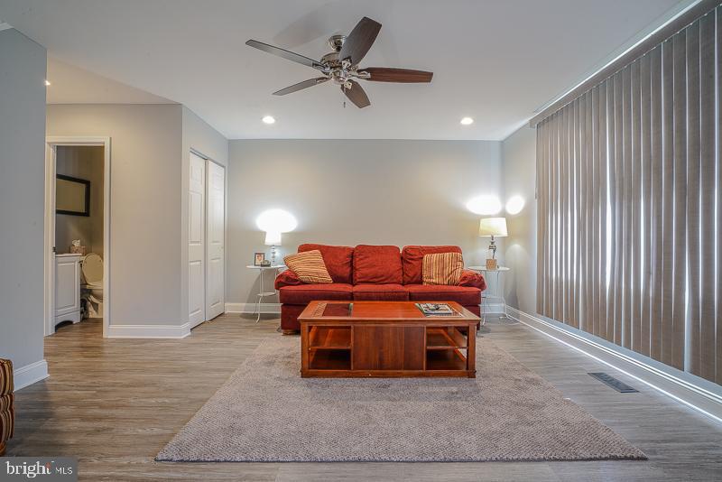 12812 Elnora Road Philadelphia, PA 19154 - Photo 7 of 44