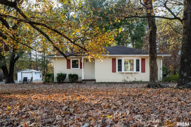 $150,000 | 395 North Hankins Road, Harrisburg, IL 62946