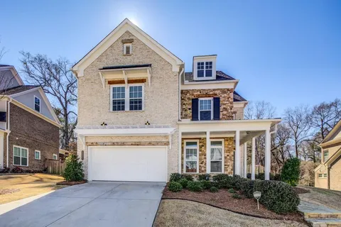 $950,000 | 4640 Vinings Cyn Bend Southeast, Atlanta, GA 30339