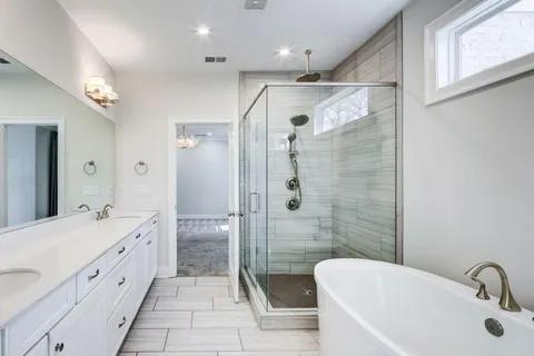 $950,000 | 4640 Vinings Cyn Bend Southeast, Atlanta, GA 30339