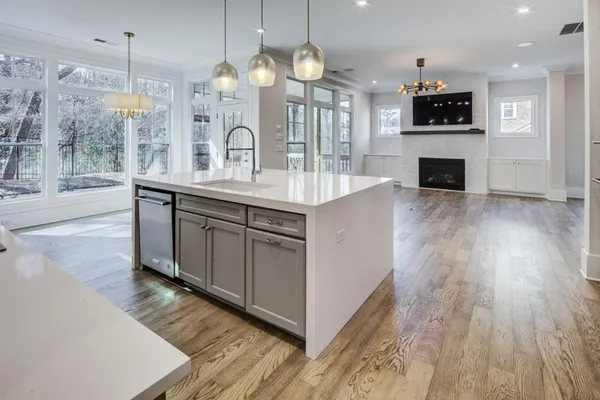 $899,000 | 4640 Vinings Cyn Bend Southeast, Atlanta, GA 30339