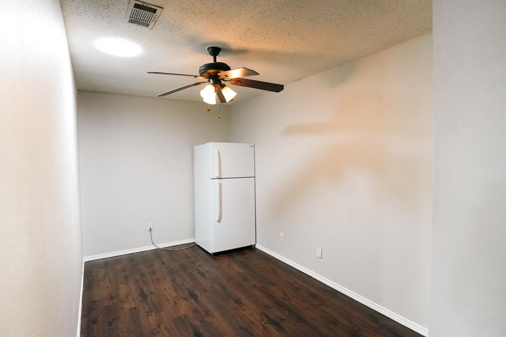 6310 Jessica Way Rowlett, TX 75088 - Photo 9 of 32