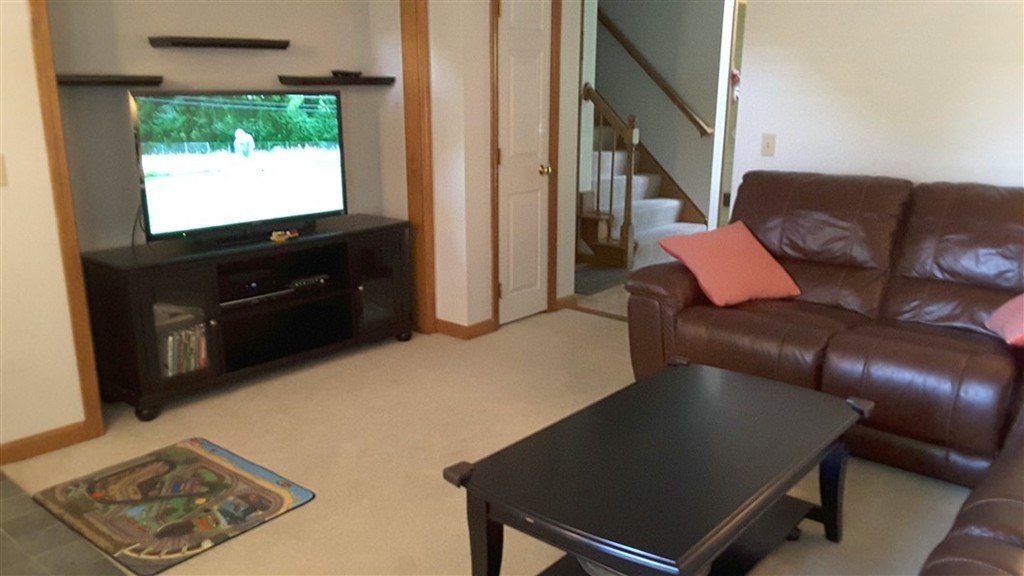 15 Eastside Road, Unit 15 Wrentham, MA 02093 - Photo 3 of 30